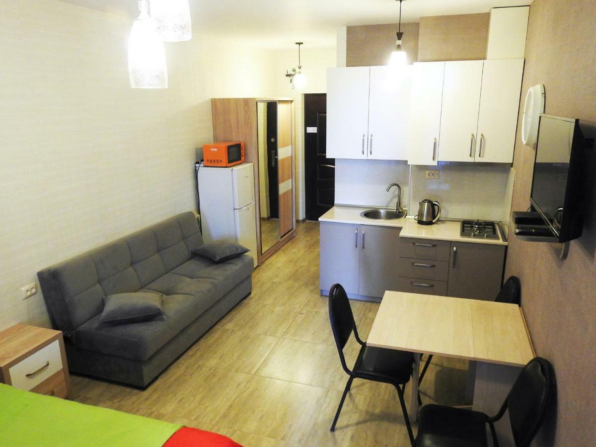 Real Palace Apartment Батуми Экстерьер фото